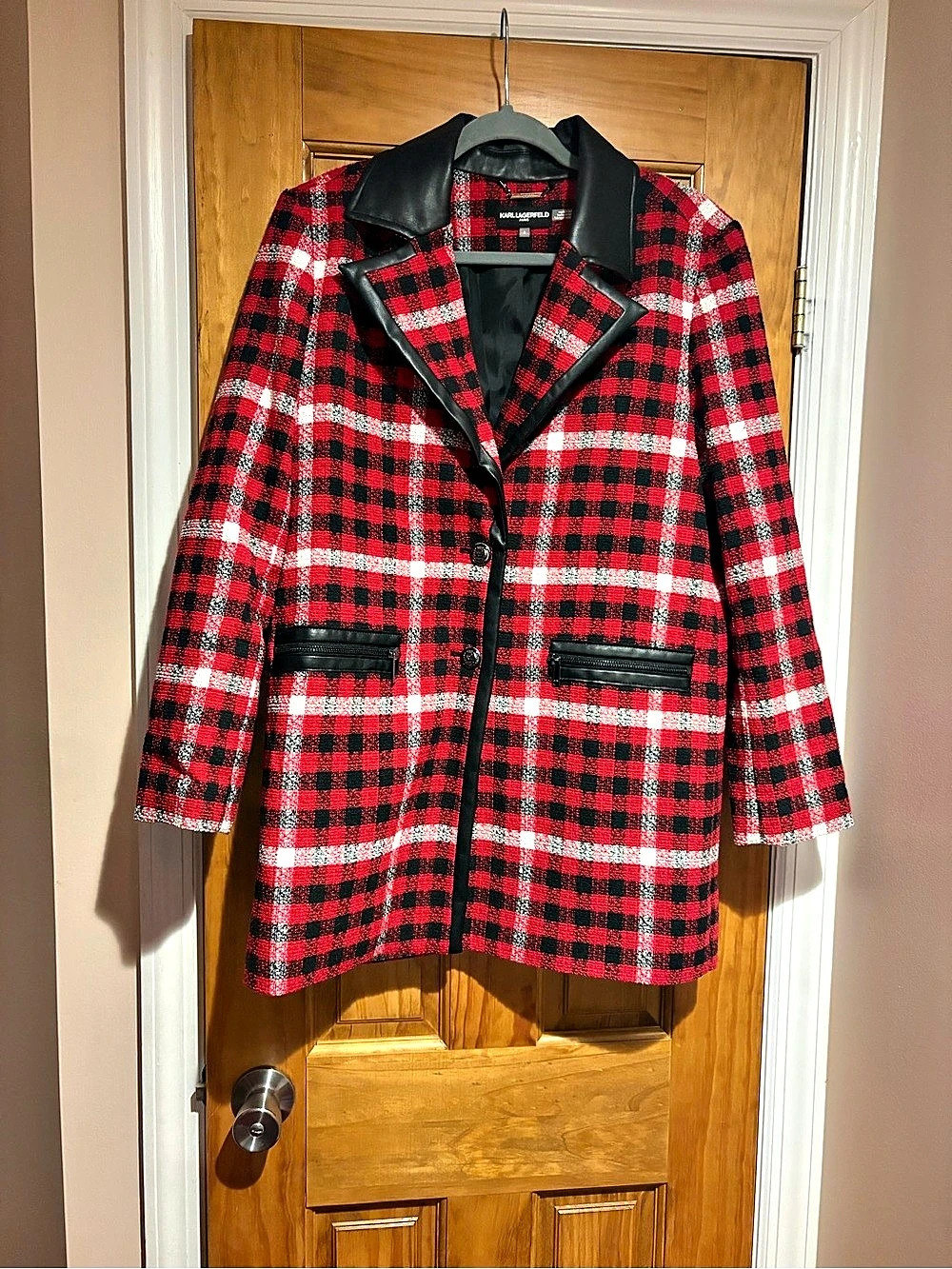 Karl Lagerfeld Women's Plaid Blazer Red & Black Size 8 Like New